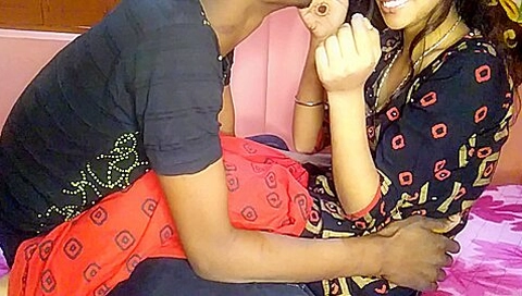 Chacha Ki Virgin Ladki Ko Pahli Chudai Ka Maza Diya Hindi Me Chuda