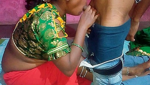 Indian Desi Hot Bhabhi Devar Ke Room Me Chud Gai Indian Devar Bhabhi Hardcore Sex Clear Audio Aavaj Me Nxxx Video