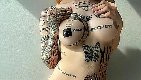 Tattooed teen 18+ Tenderly Masturbate In The Sunlight