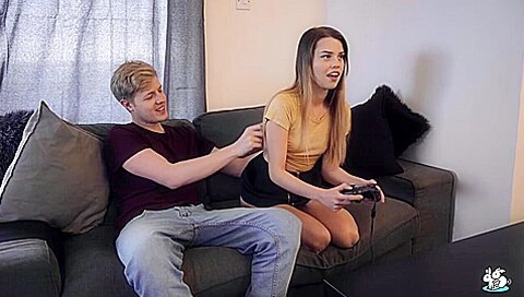 Jamie Young - In Cute Gamer Girl Gets Creampied By Her Boyfriend