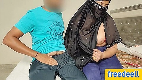 My Stepsister Is My First Girlfriend. Pakistani Video
