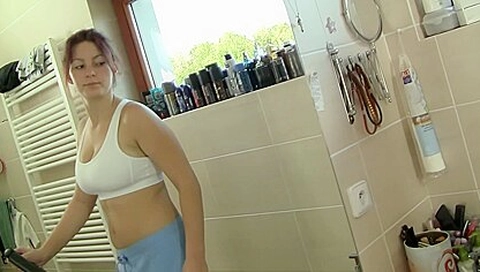 Young Busty 15 Video