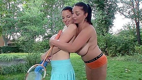 summer boobs Video