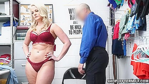 Officer Brocks big load splashed on Lisey