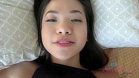 You Creampie Into Petite Hottie Vina Sky (pov Style)