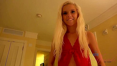 Halle Von In Creampie Halle After Getting So Turned On By Her Petite Body