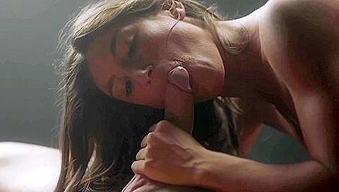 Joel Tomas And Julia Roca In Somos Solo Cuerpos