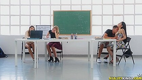 This Class Sucks As Hard As She Does With Rae Lil Black And Alberto Blanco