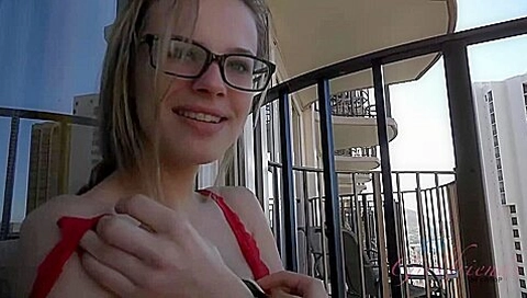 She Took A Good Load To The Face - Jillian Janson