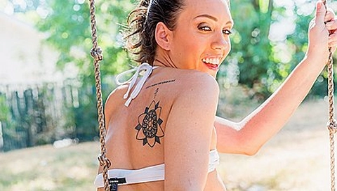 She Is Very Sexy And Obbedient - Jade Nile