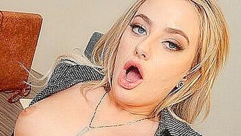 Oliver Faze And Harmony Rivers - She Leaves A Good Impression