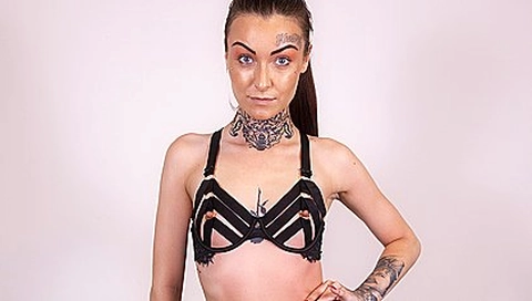Tabitha Poison - She Her Body