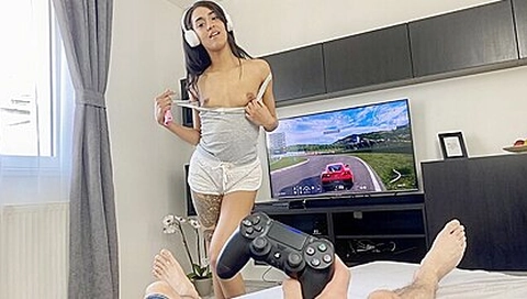 Darling I Want Sex - Capri Lmonde