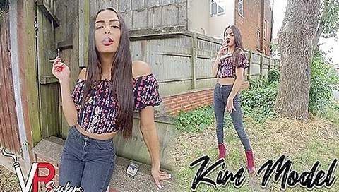 Kim Model In Dark Jeans